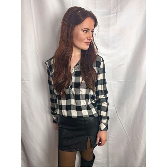 Universal Thread Top - Picture 12 of 12